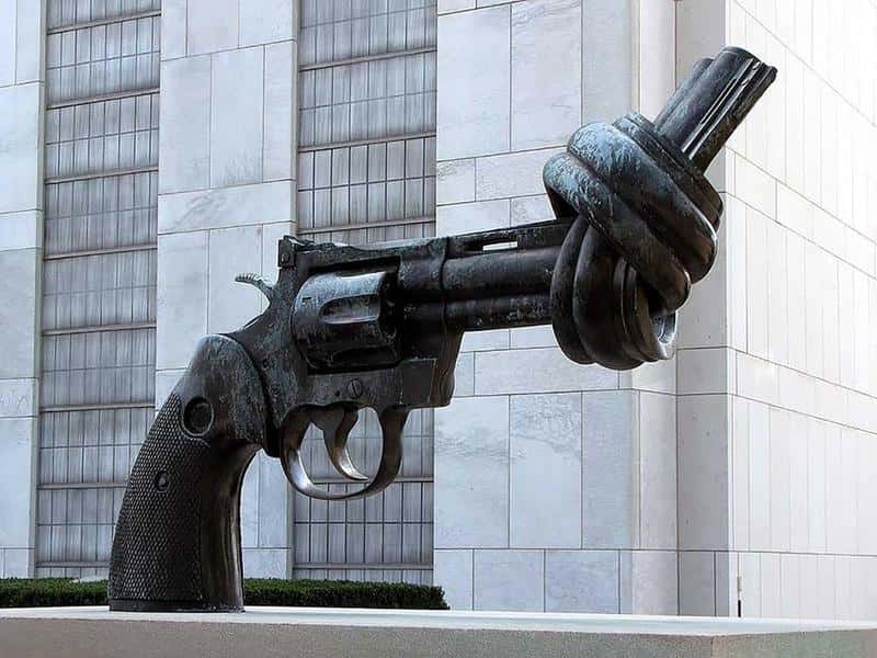17. The Knotted Gun, Turtle Bay, New York