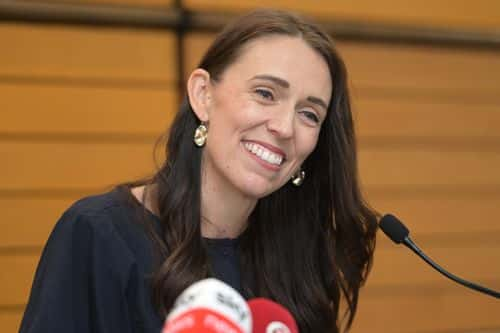 Cover Image Source: Prime Minister Jacinda Ardern announces her resignation at the War Memorial Centre on January 19, 2023 in Napier, New Zealand. (Photo by Kerry Marshall/Getty Images)