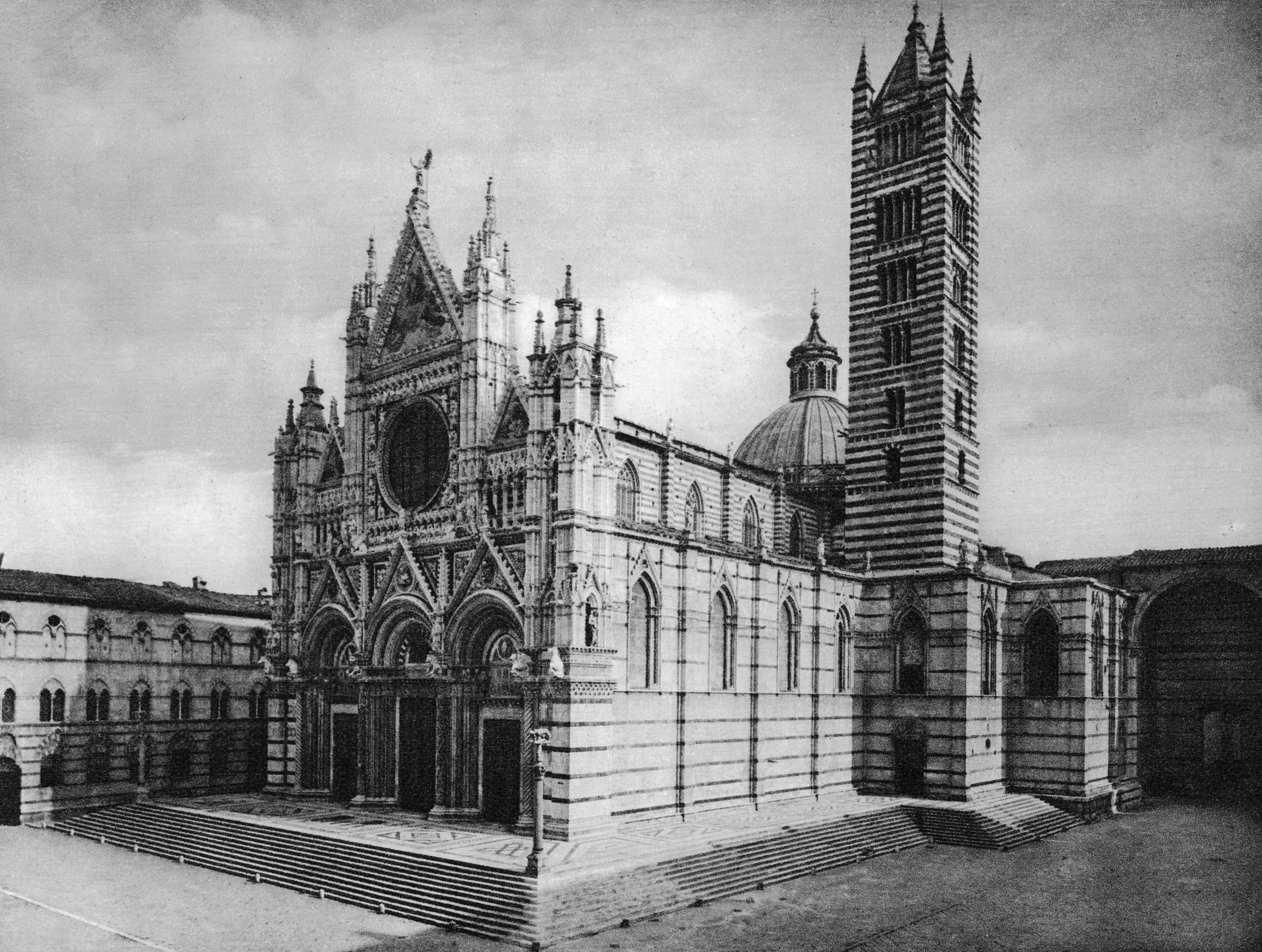 The medieval cathedral in Siena, built in the 13th century, circa 1900. (Photo by Alinari/Hulton Archive/Getty Images)
