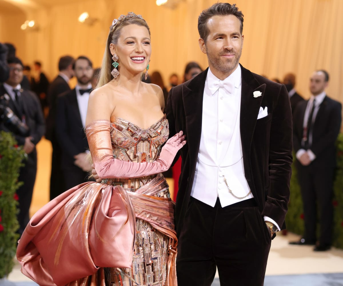 Image Source: Blake Lively and Ryan Reynolds attend The 2022 Met Gala Celebrating 